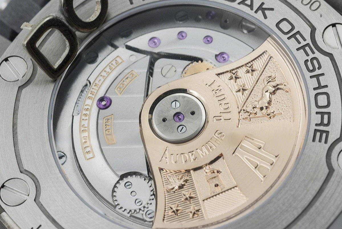 Audemars Piguet Royal Oak Offshore Diver Chronograph in Blue-fasswatch