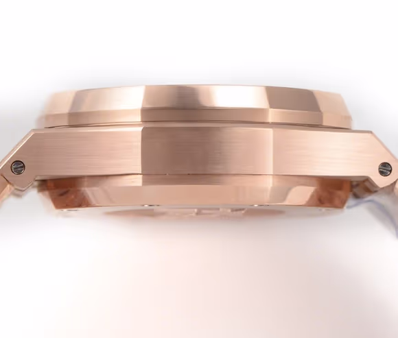 Audemars Piguet Royal Oak Self-Winding Chronograph White Dial in Rose Gold-fasswatch