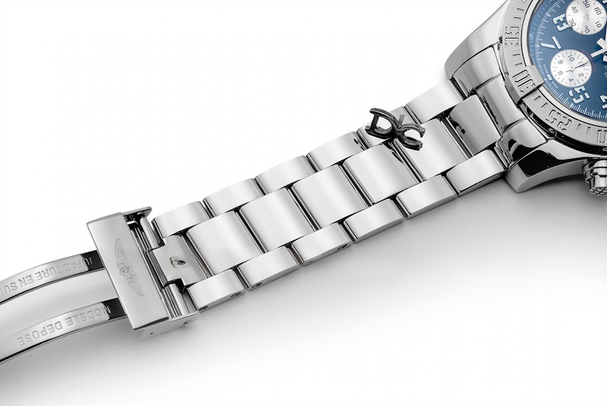 Breitling Avenger II Blue Dial in Steel-fasswatch