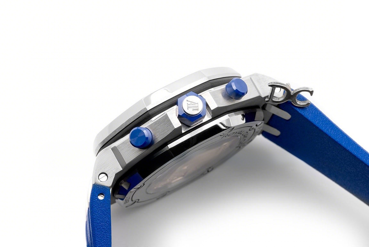 Audemars Piguet Royal Oak Offshore Indigo Blue SIHH 2018-fasswatch