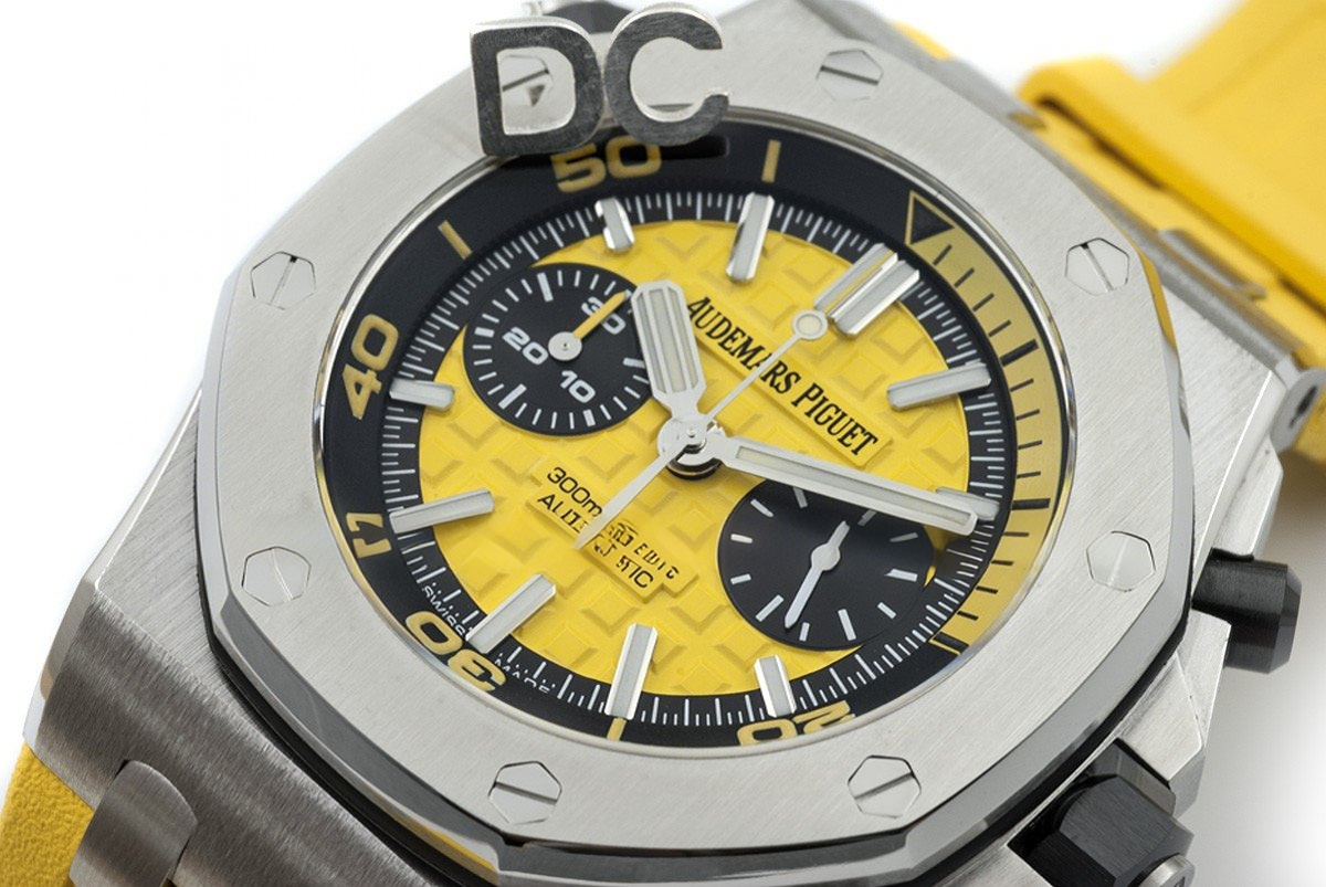 Audemars Piguet Royal Oak Offshore Diver Chronograph in Yellow-fasswatch