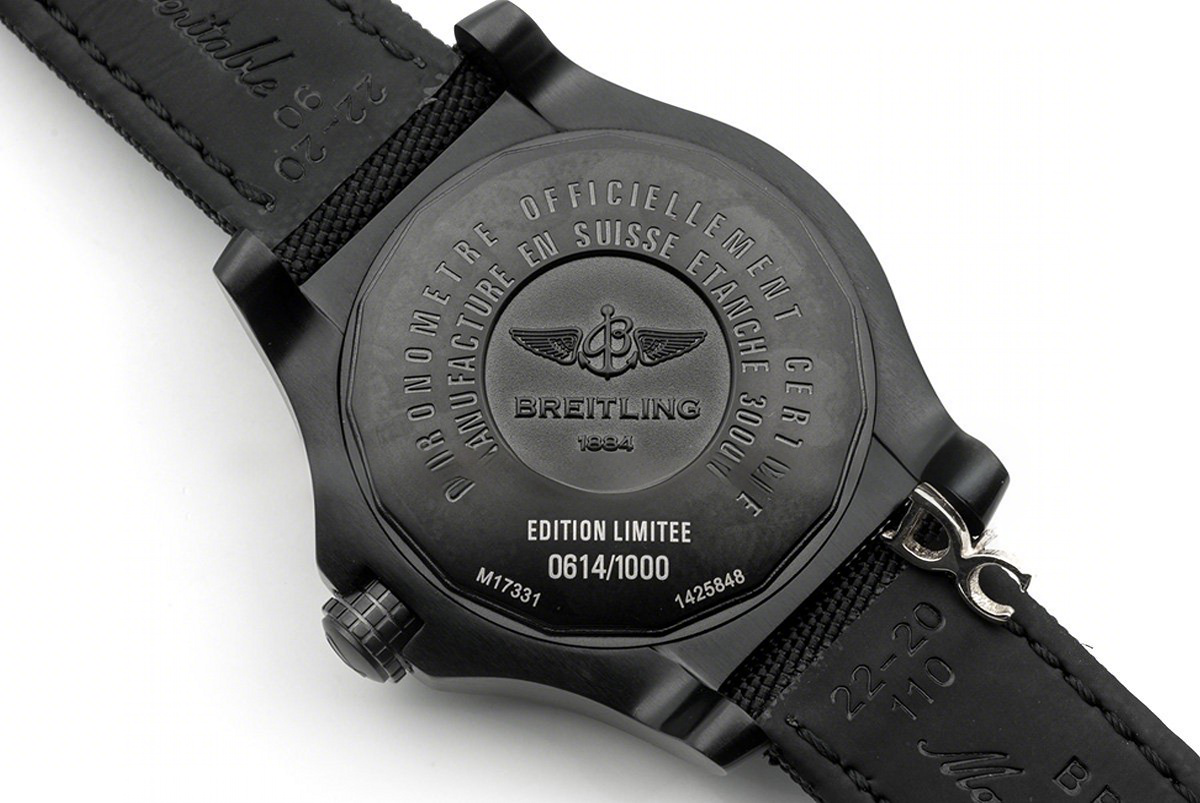 Breitling Avenger Seawolf Blacksteel Yellow DLC-fasswatch