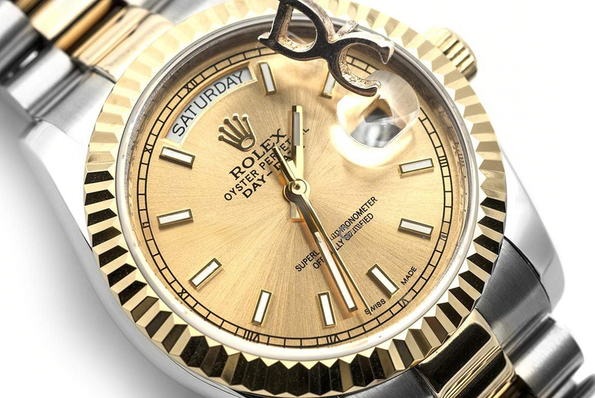 Rolex Day-Date 40 Two Tone 228238 Champagne Dial-fasswatch