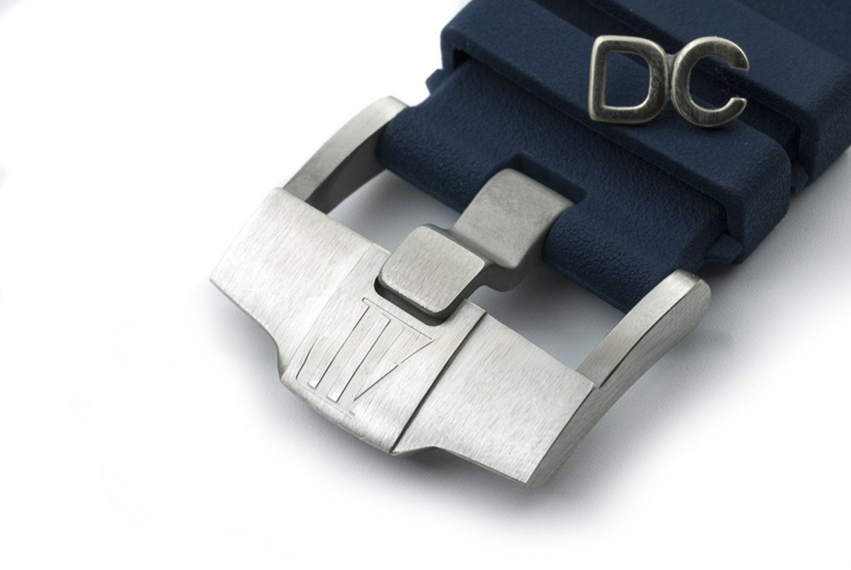 Audemars Piguet Royal Oak Offshore Diver Chronograph in Blue-fasswatch