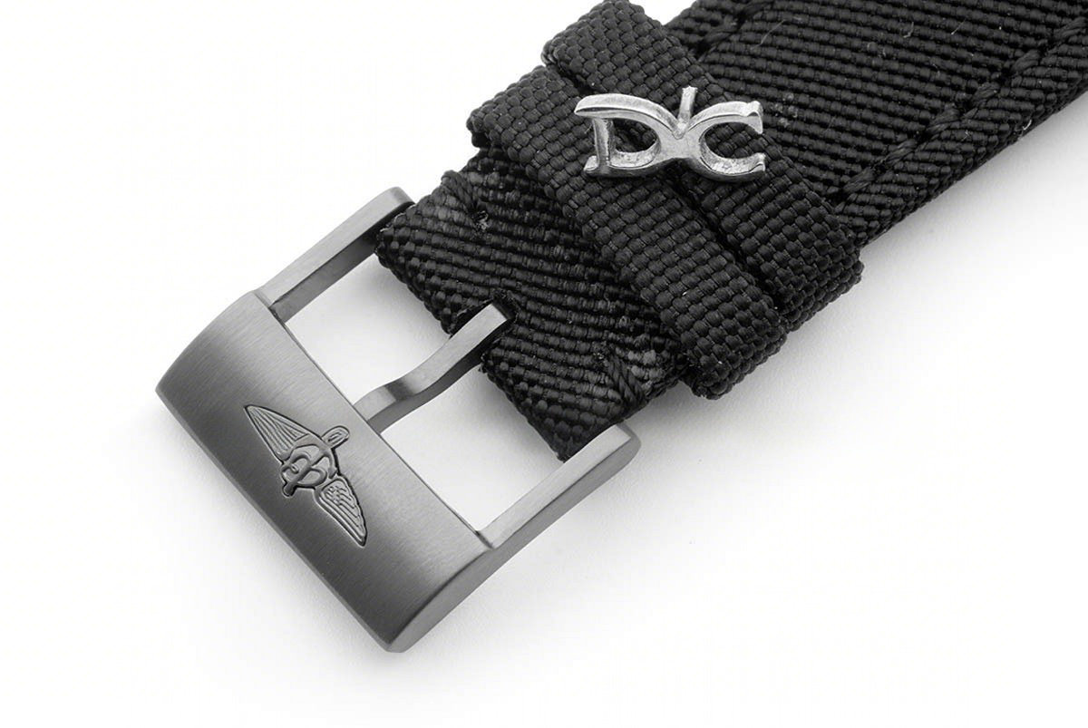 Breitling Avenger Seawolf Blacksteel Code Yellow-fasswatch