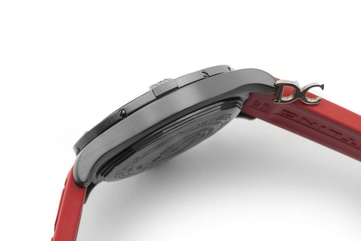 Breitling Avenger II GMT Carbon Fiber Dial in PVD Steel on Rubber Strap-fasswatch