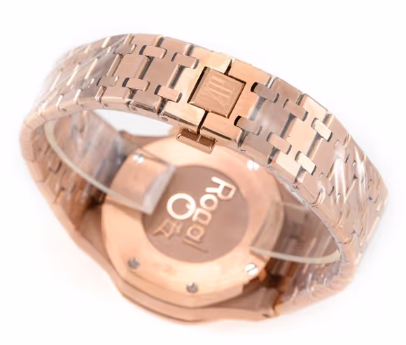 Audemars Piguet Royal Oak Self-Winding Chronograph White Dial in Rose Gold-fasswatch