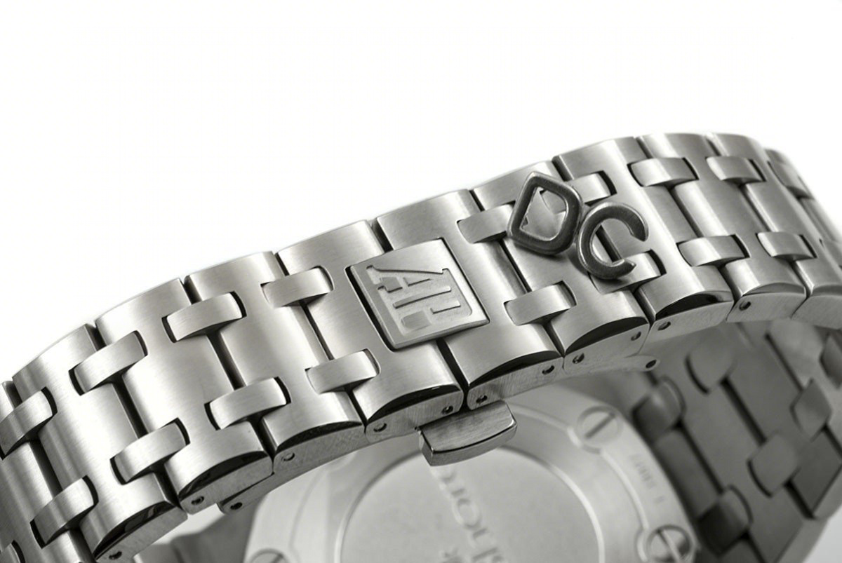 Audemars Piguet Royal Oak Offshore Diver Steel-fasswatch