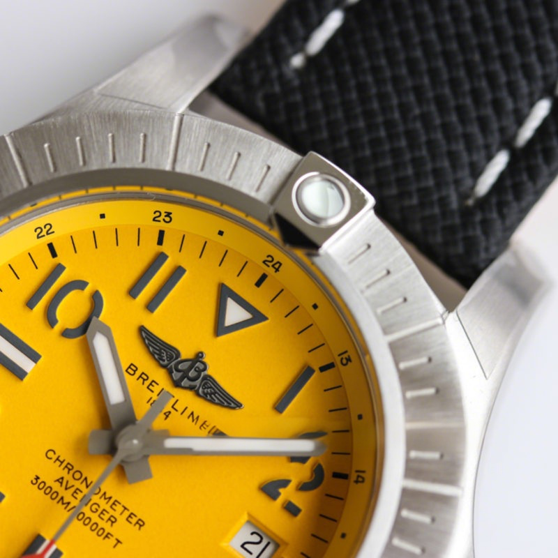 Breitling Avenger II Seawolf Yellow Dial in Steel on Nylon Strap Ref: A17331101I1S2-fasswatch