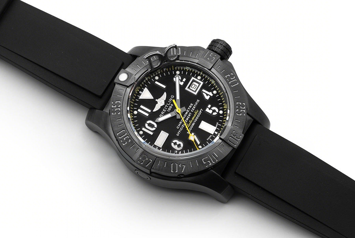 Breitling Avenger II Seawolf ‘Hong Kong Limited Edition’ Black Dial in PVD-fasswatch