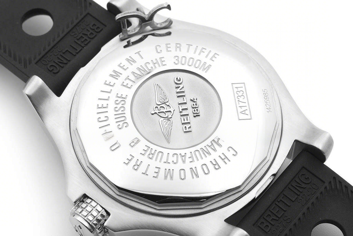 Breitling Avenger II Seawolf Black Dial in Steel-fasswatch