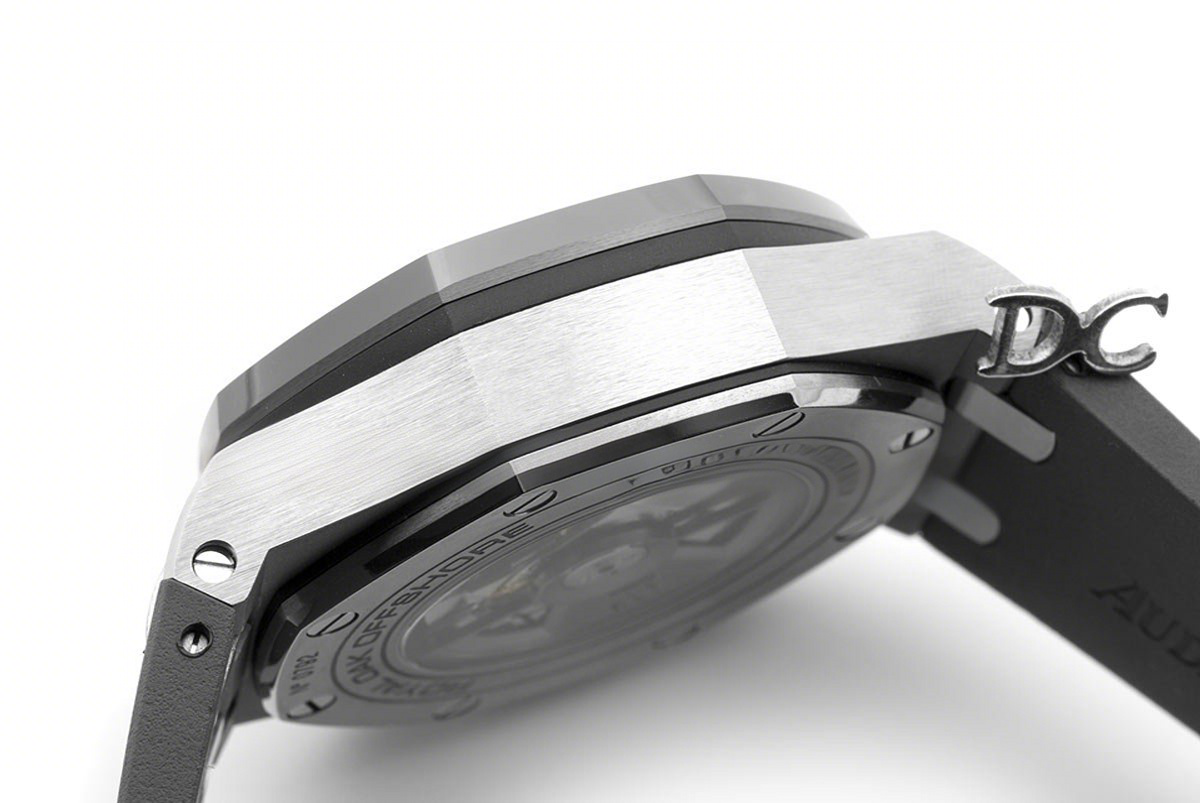 Audemars Piguet Royal Oak Offshore Novelty 44mm Titanium 26400IO SIHH 2017-fasswatch