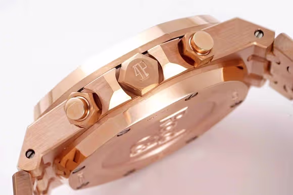 Audemars Piguet Royal Oak Self-Winding Chronograph White/Black Dial in Rose Gold-fasswatch