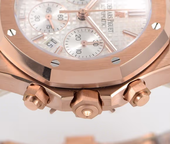Audemars Piguet Royal Oak Self-Winding Chronograph White Dial in Rose Gold-fasswatch
