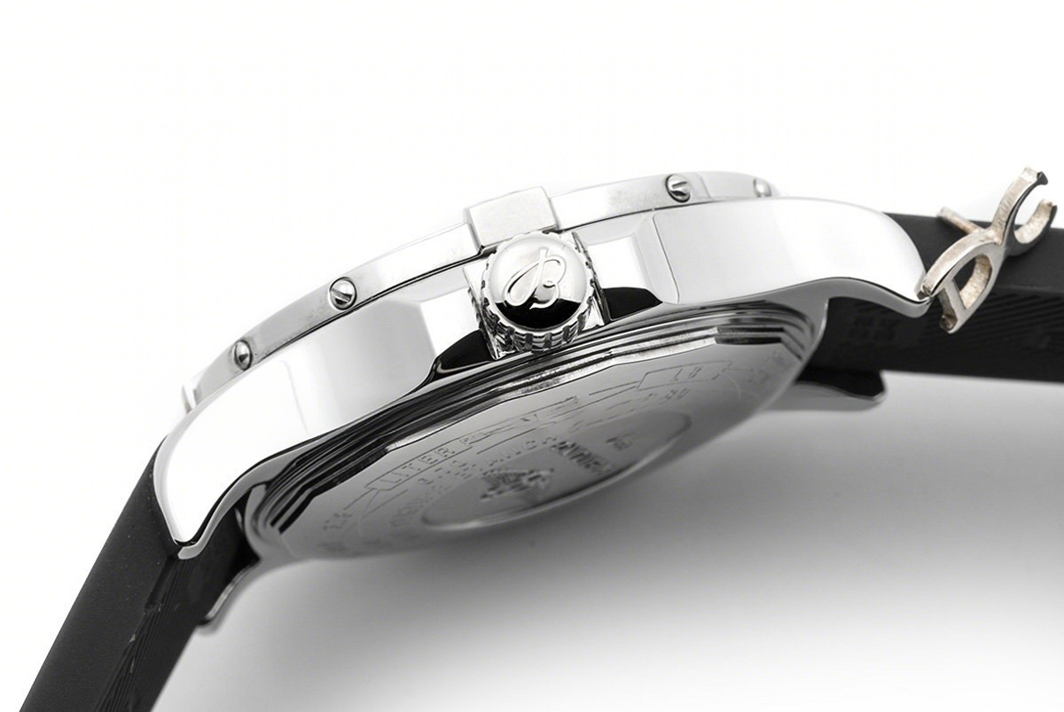 Breitling Avenger II GMT Black Dial in Steel on Rubber Strap-fasswatch