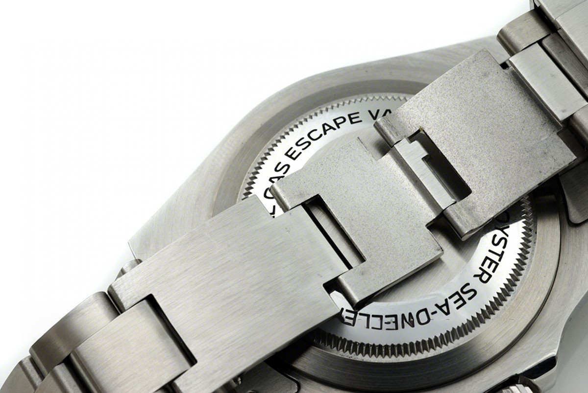 Rolex Sea-Dweller 4000 Black Ceramic 116600-fasswatch