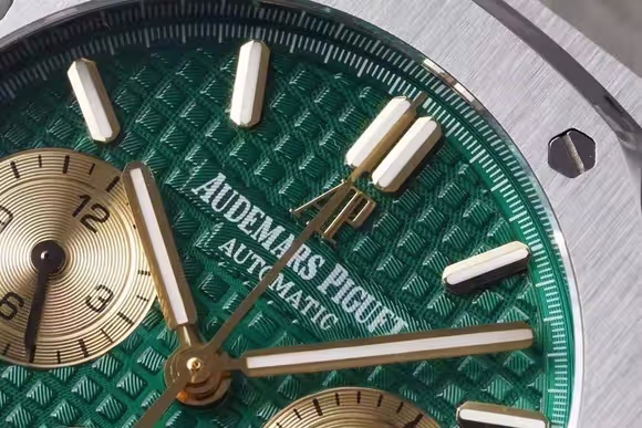 Audemars Piguet Royal Oak Self-Winding Chronograph Green Dial in Steel-fasswatch