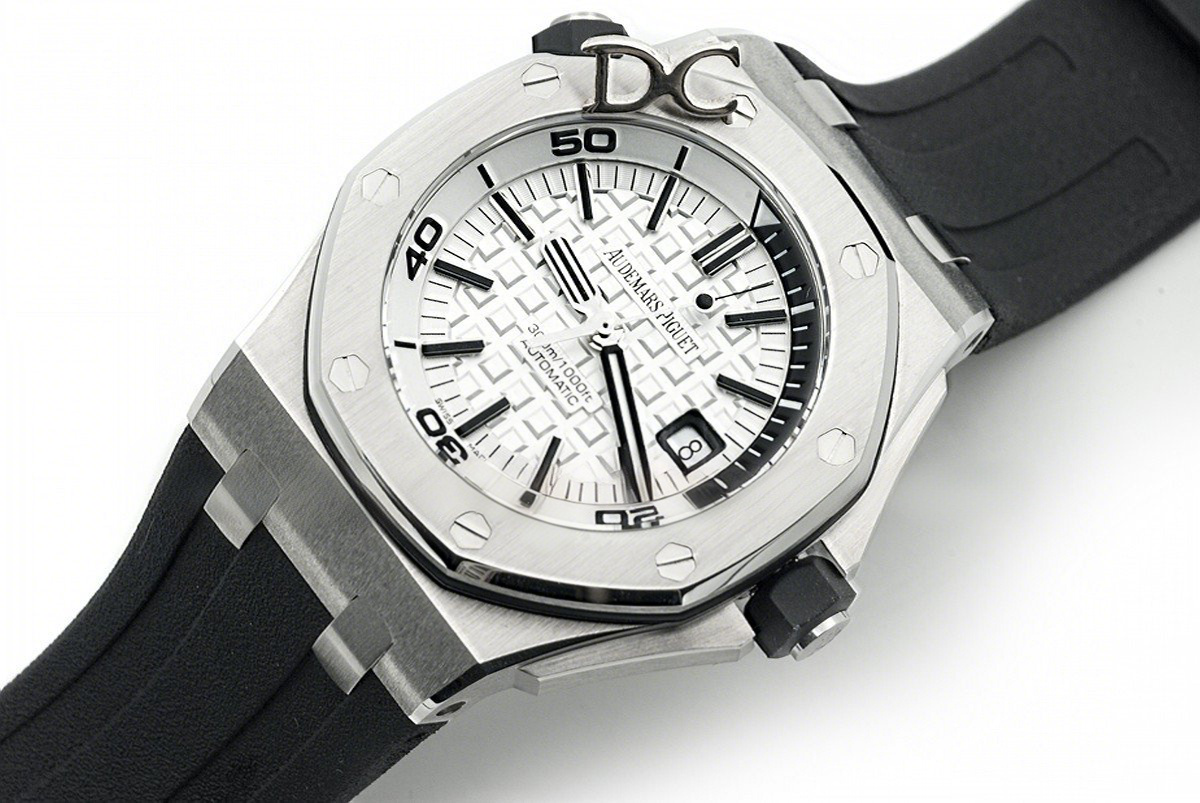 Audemars Piguet Royal Oak Offshore Diver Steel White Dial-fasswatch
