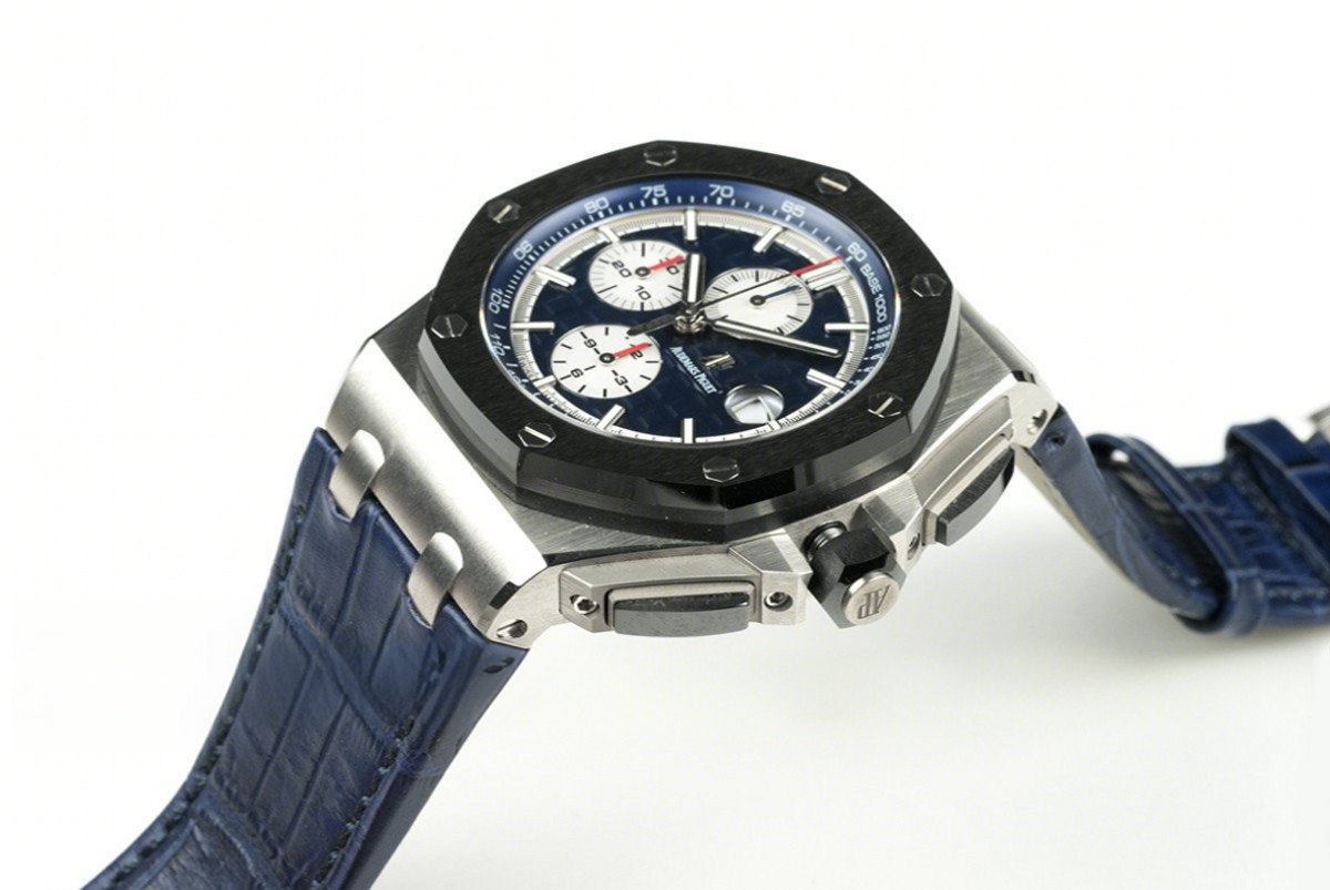 Audemars Piguet Royal Oak Offshore Novelty 44mm Platinum-fasswatch