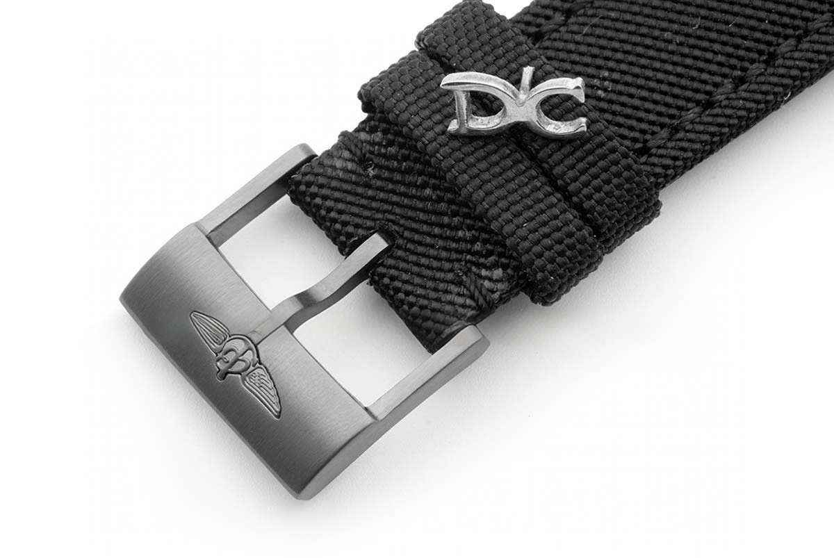 Breitling Avenger II Seawolf Blacksteel Yellow Dial in DLC Steel on Nylon Strap-fasswatch