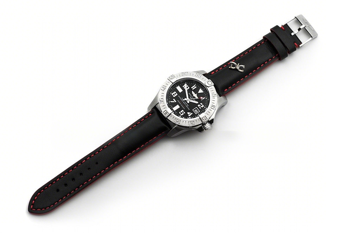 Breitling Avenger II Seawolf Black Dial in Steel on Leather Strap-fasswatch