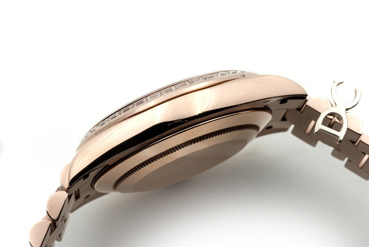 Rolex Day-Date 40 Everose Gold Diamond Bezel 228235 Pink Dial-fasswatch