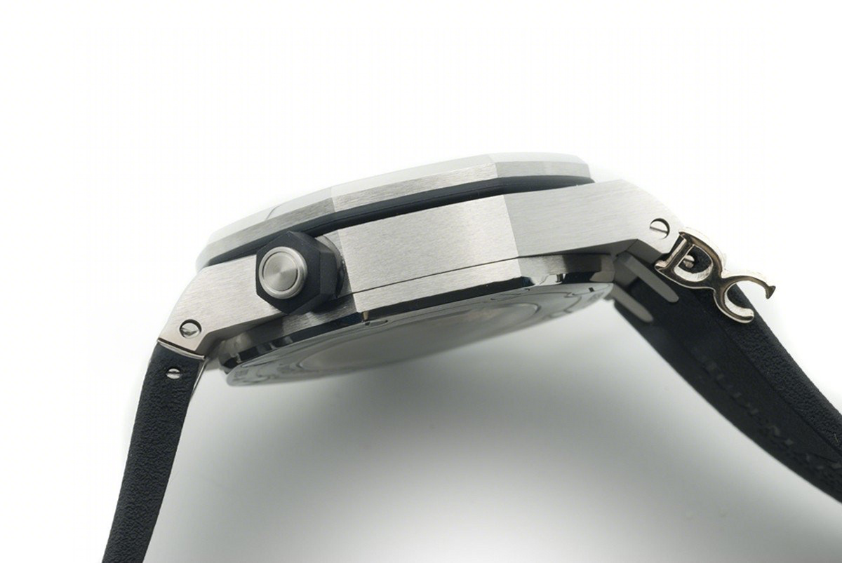 Audemars Piguet Royal Oak Offshore Diver Steel White Dial-fasswatch