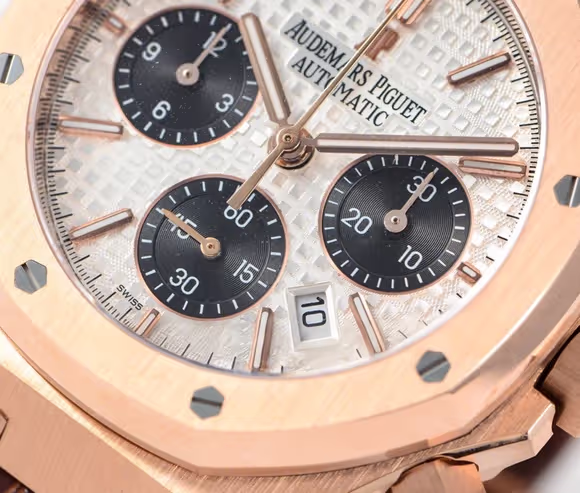 Audemars Piguet Royal Oak Self-Winding Chronograph White/Black Dial in Rose Gold on Leather Strap-fasswatch