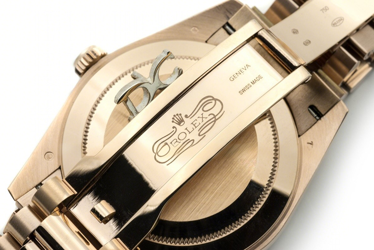 Rolex Day-Date 40 Yellow Gold Diamond Bezel 228398 Black Dial-fasswatch