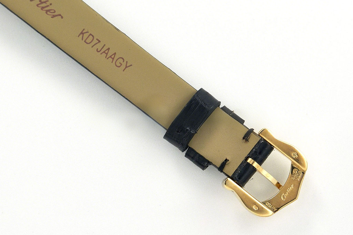 Cartier Baignoire Watch Mini Silver Dial in Yellow Gold on Black Leather Strap-fasswatch