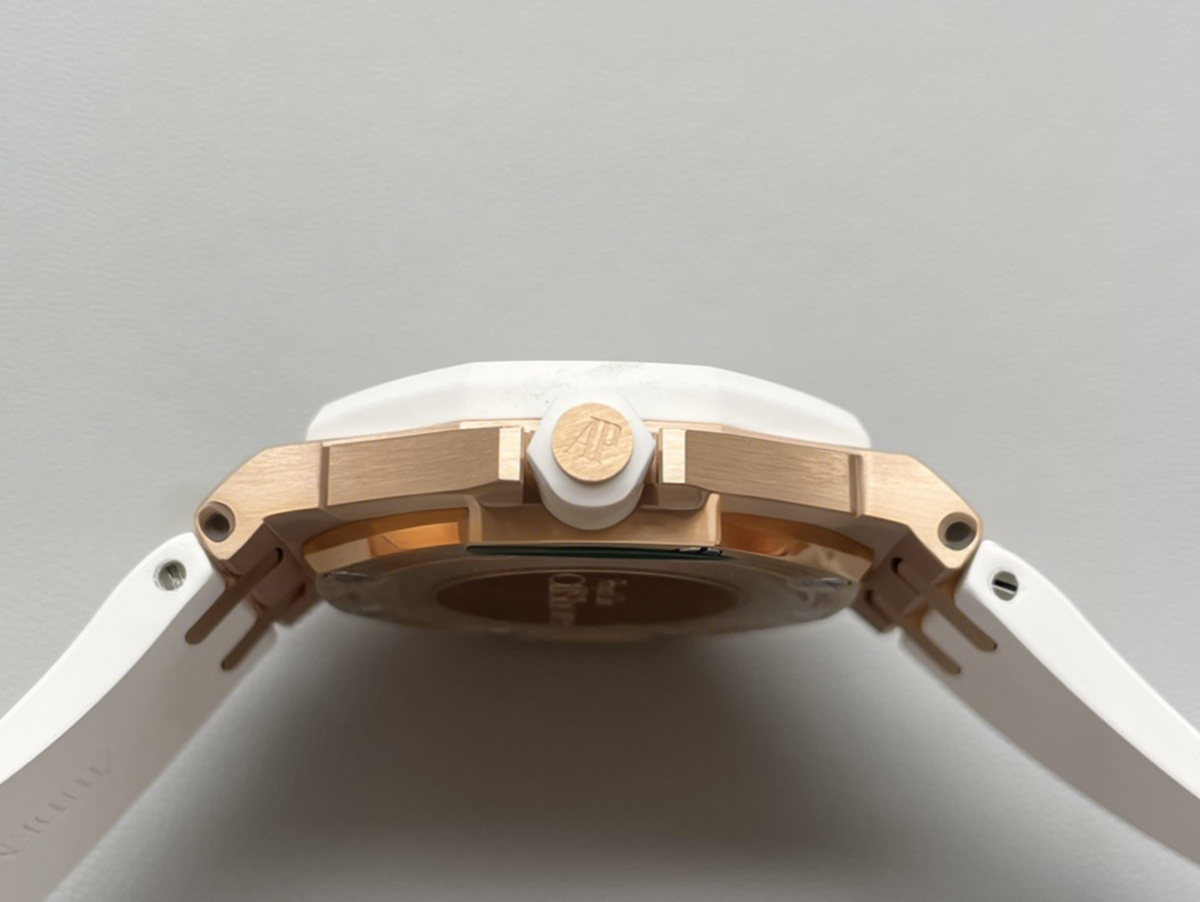 Audemars Piguet Royal Oak Offshore Quartz Ref: 67540OK.ZZ.A010CA.01-fasswatch