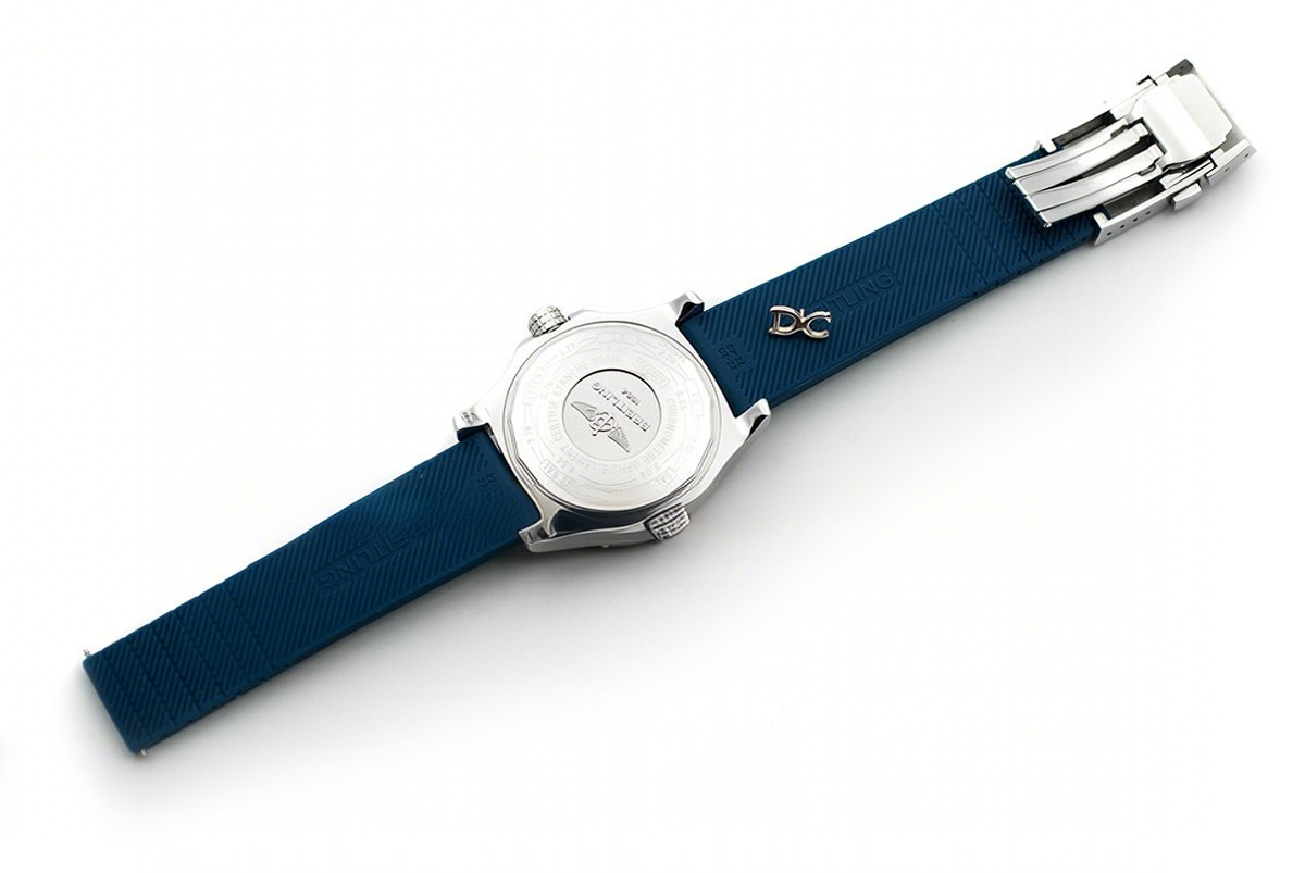 Breitling Avenger II GMT Blue Dial in Steel on Rubber Strap-fasswatch