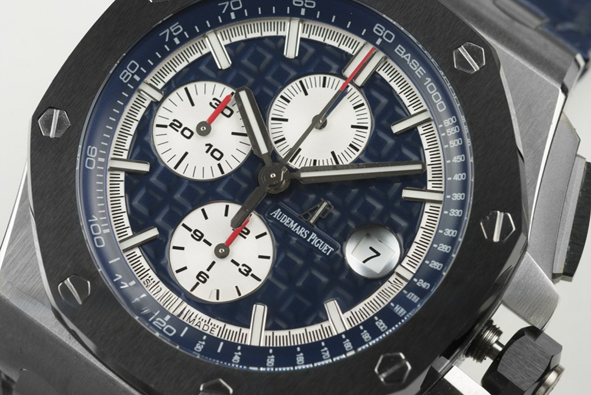 Audemars Piguet Royal Oak Offshore Novelty 44mm Platinum-fasswatch