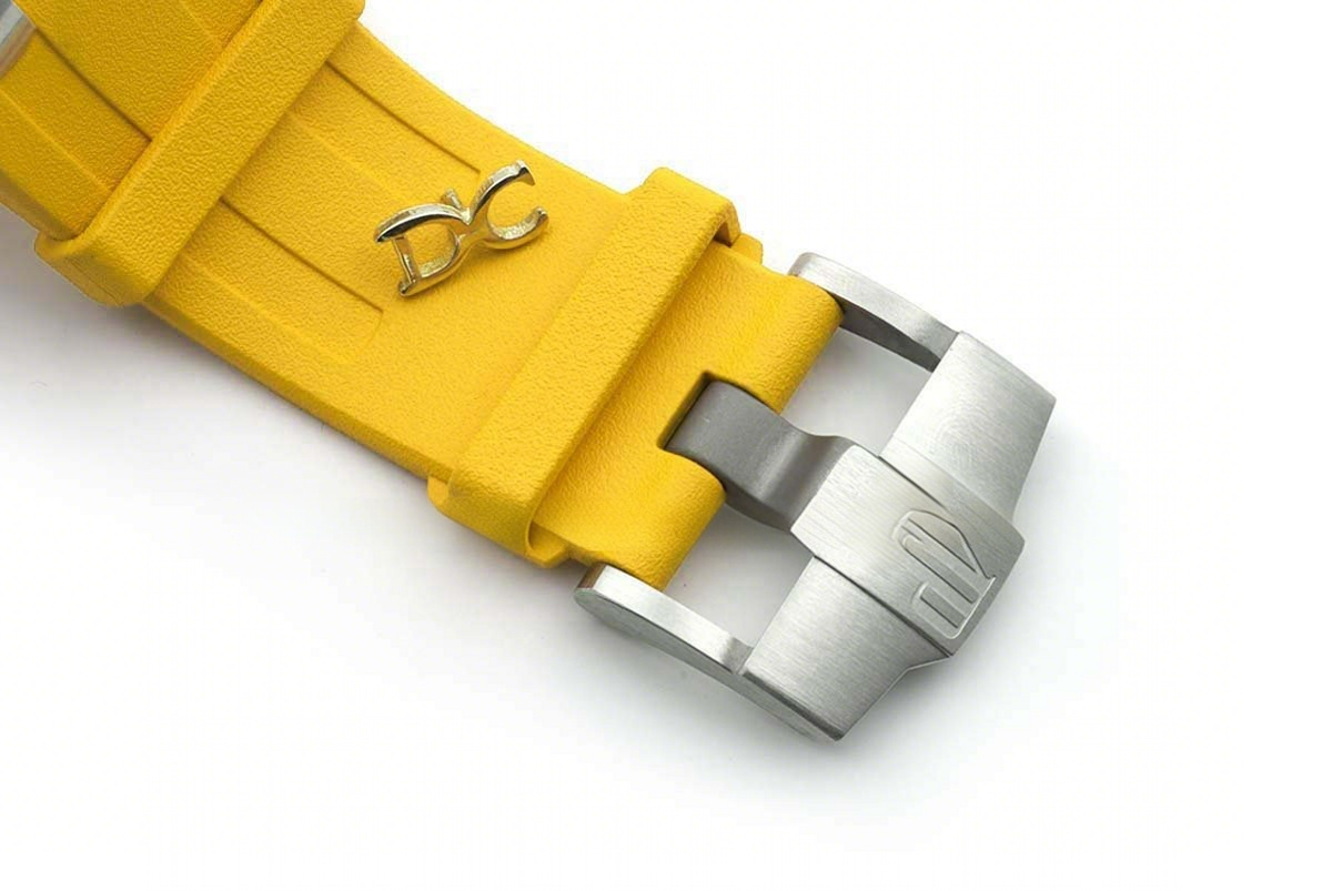 Audemars Piguet Royal Oak Offshore Diver Steel Yellow Dial 15710ST SIHH 2017-fasswatch