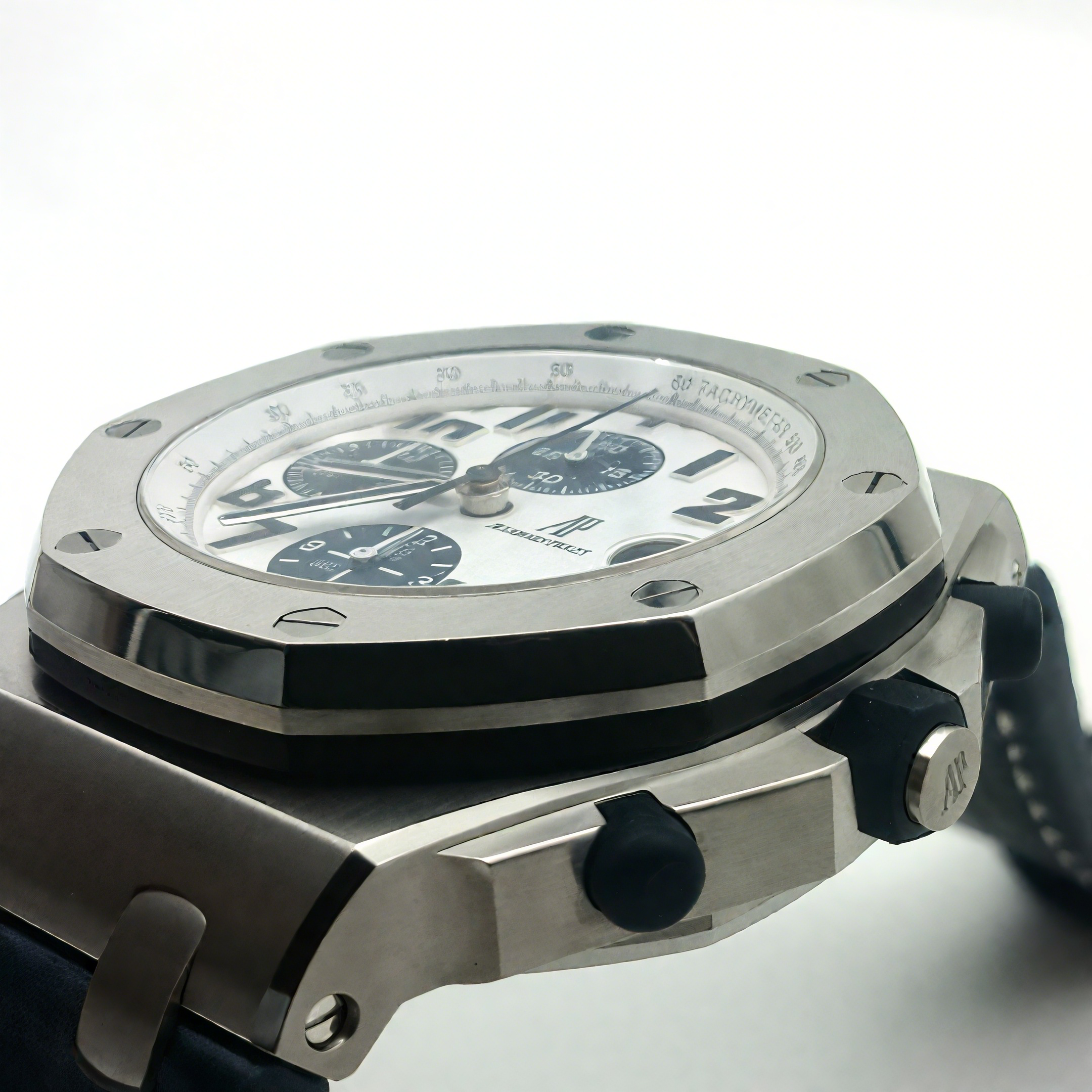 Audemars Piguet Royal Oak Offshore Navy Themes Ref: 26170ST-fasswatch
