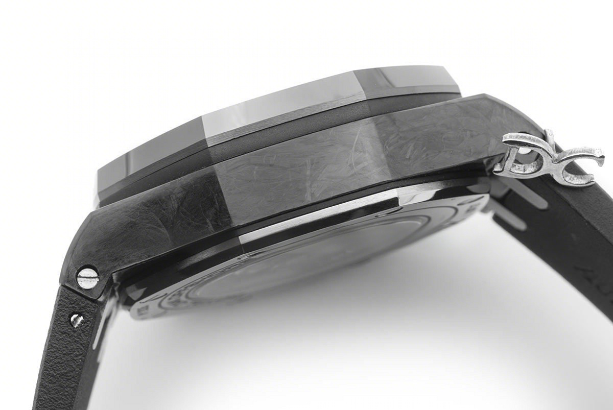 Audemars Piguet Royal Oak Offshore Novelty 44mm Forged Carbon-fasswatch