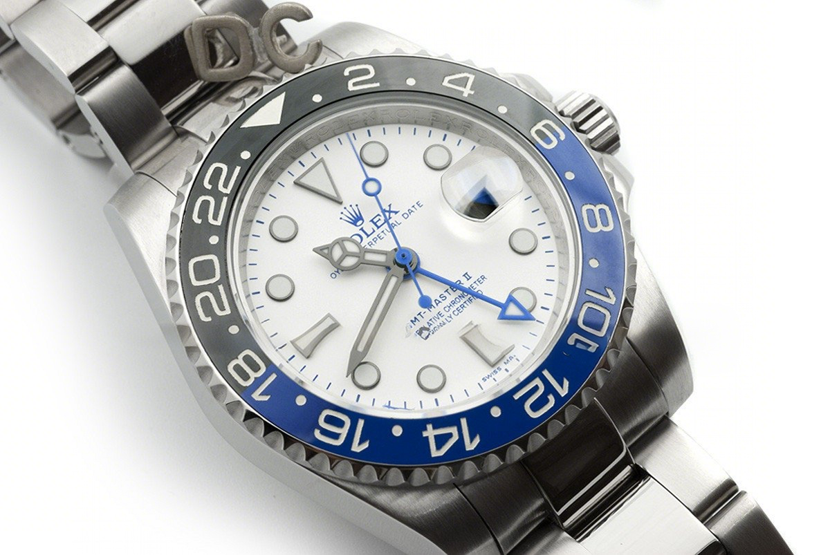 Rolex GMT Master II 116710 BLNR White Dial in Steel-fasswatch