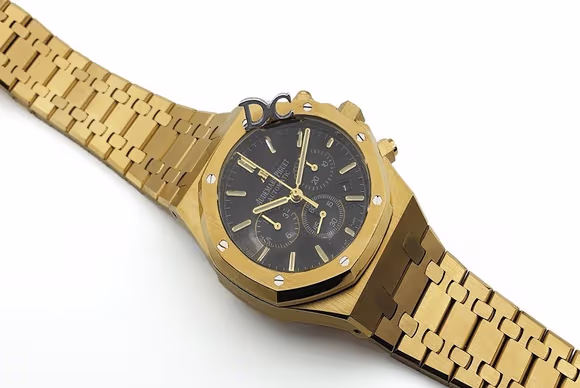 Audemars Piguet Royal Oak Self-Winding Chronograph Black Dial in Yellow Gold-fasswatch