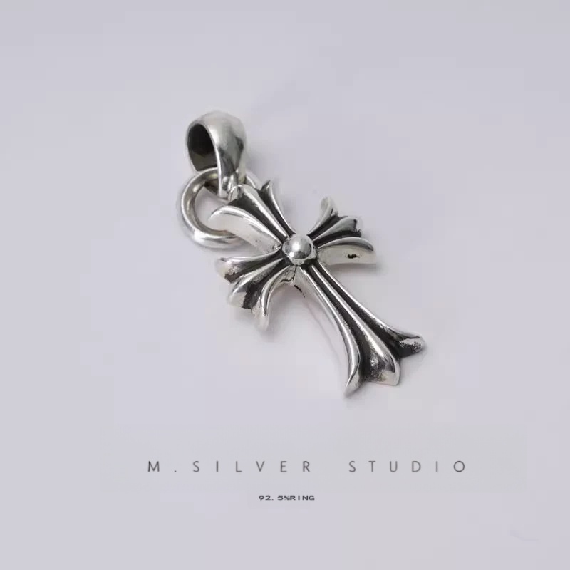 Chrome Hearts Cross Ring - Gothic 925 Sterling Silver Jewelry | David Studio