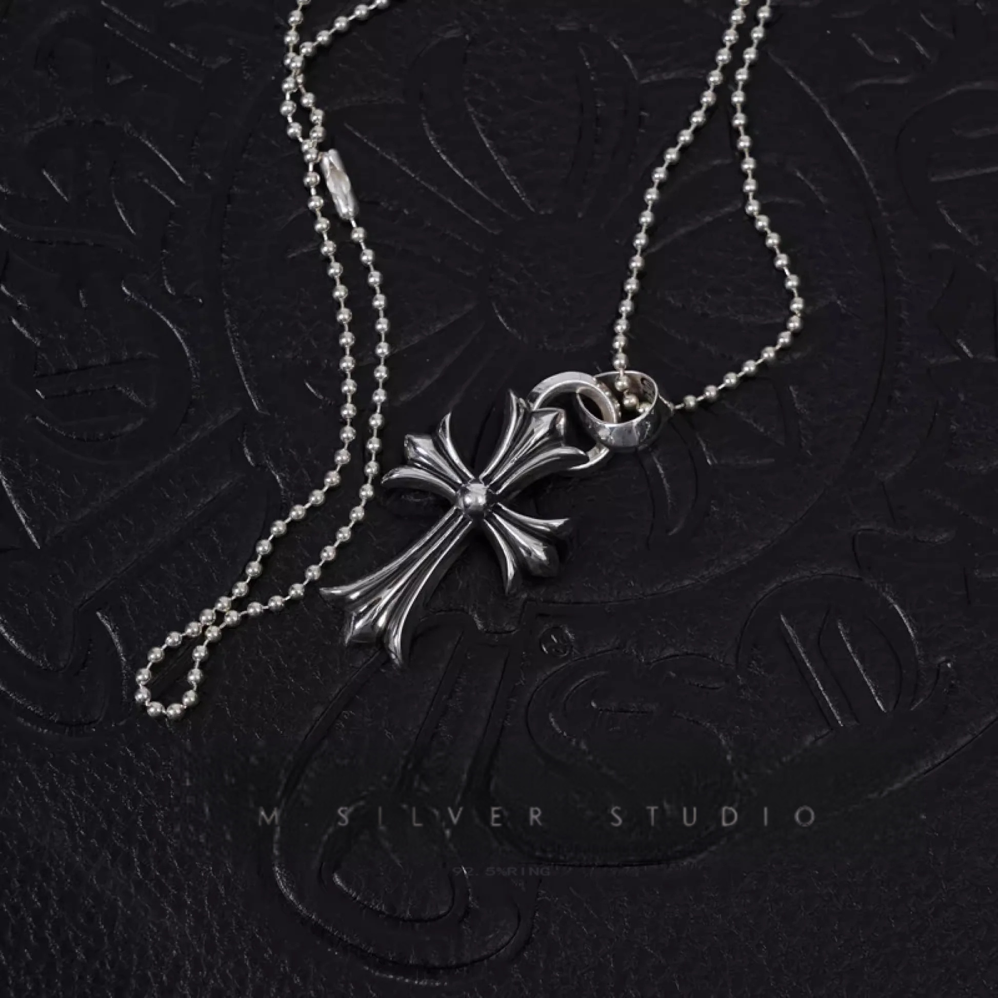 Chrome Hearts Cross Ring - Gothic 925 Sterling Silver Jewelry | David Studio