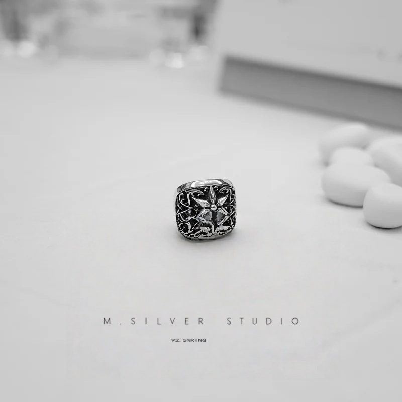 Chrome Hearts Cross Ring - Gothic 925 Sterling Silver Jewelry | David Studio