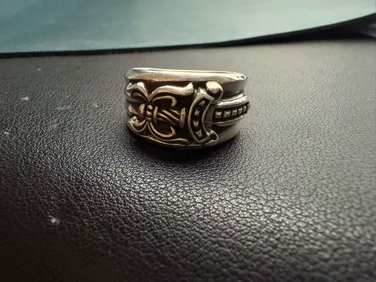 Chrome Hearts Cross Ring - Gothic 925 Sterling Silver Jewelry | David Studio