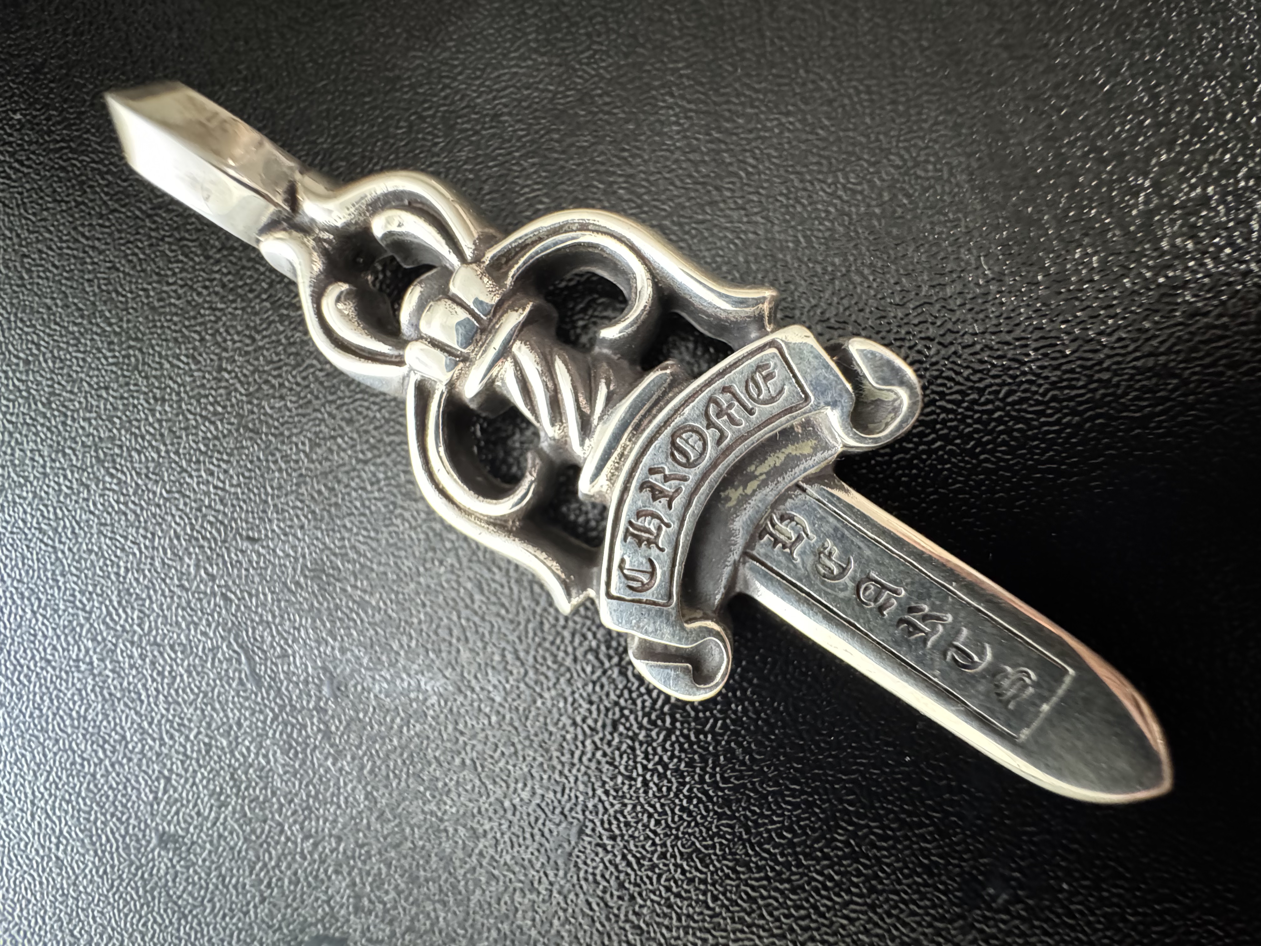 Chrome Hearts Cross Ring - Gothic 925 Sterling Silver Jewelry | David Studio