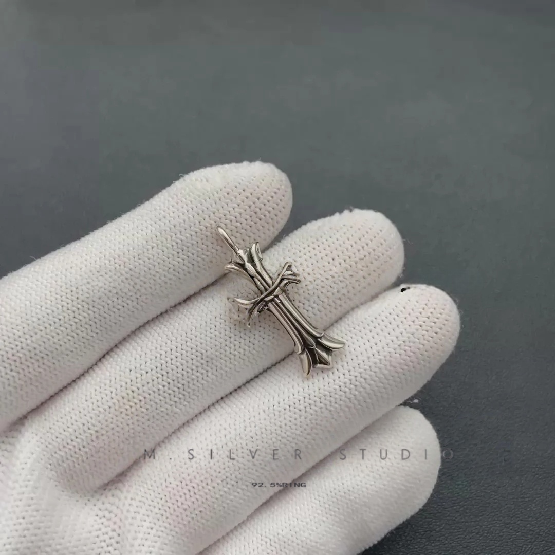 Chrome Hearts Cross Ring - Gothic 925 Sterling Silver Jewelry | David Studio