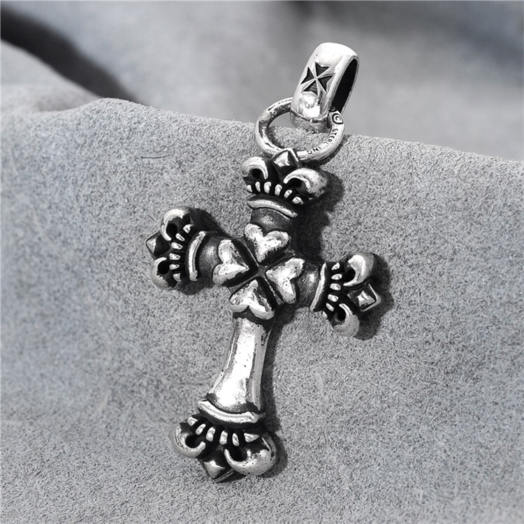 Chrome Hearts Cross Ring - Gothic 925 Sterling Silver Jewelry | David Studio