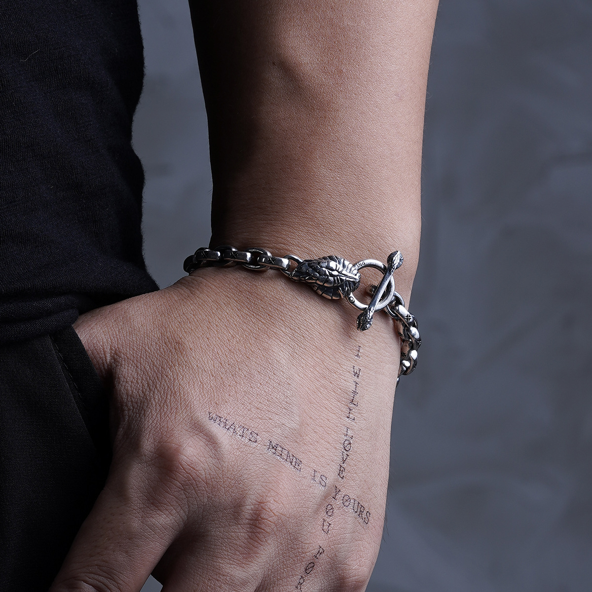 Chrome Hearts Cross Ring - Gothic 925 Sterling Silver Jewelry | David Studio