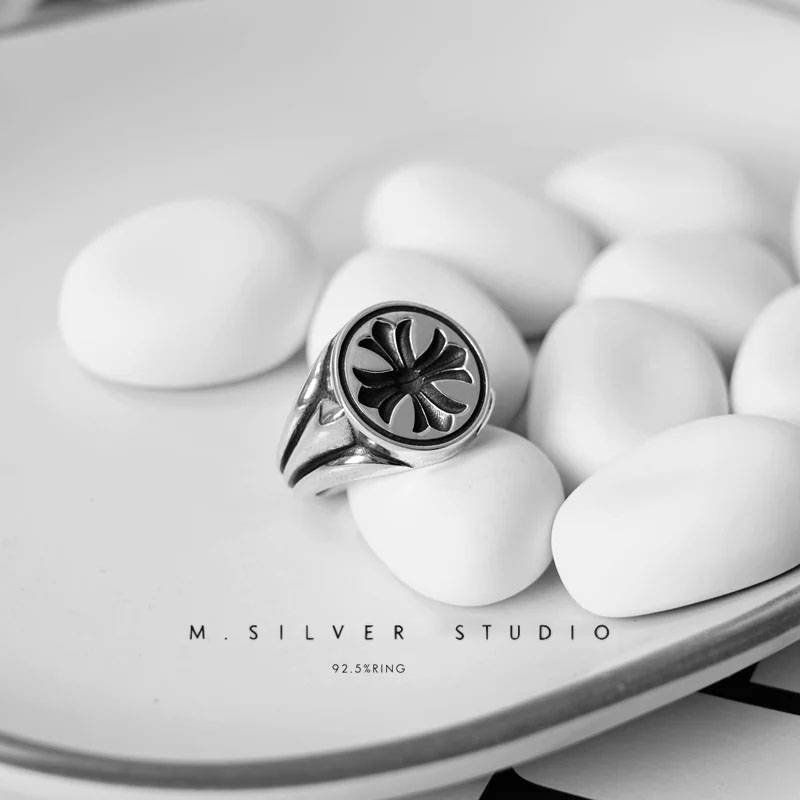 Chrome Hearts Cross Ring - Gothic 925 Sterling Silver Jewelry | David Studio