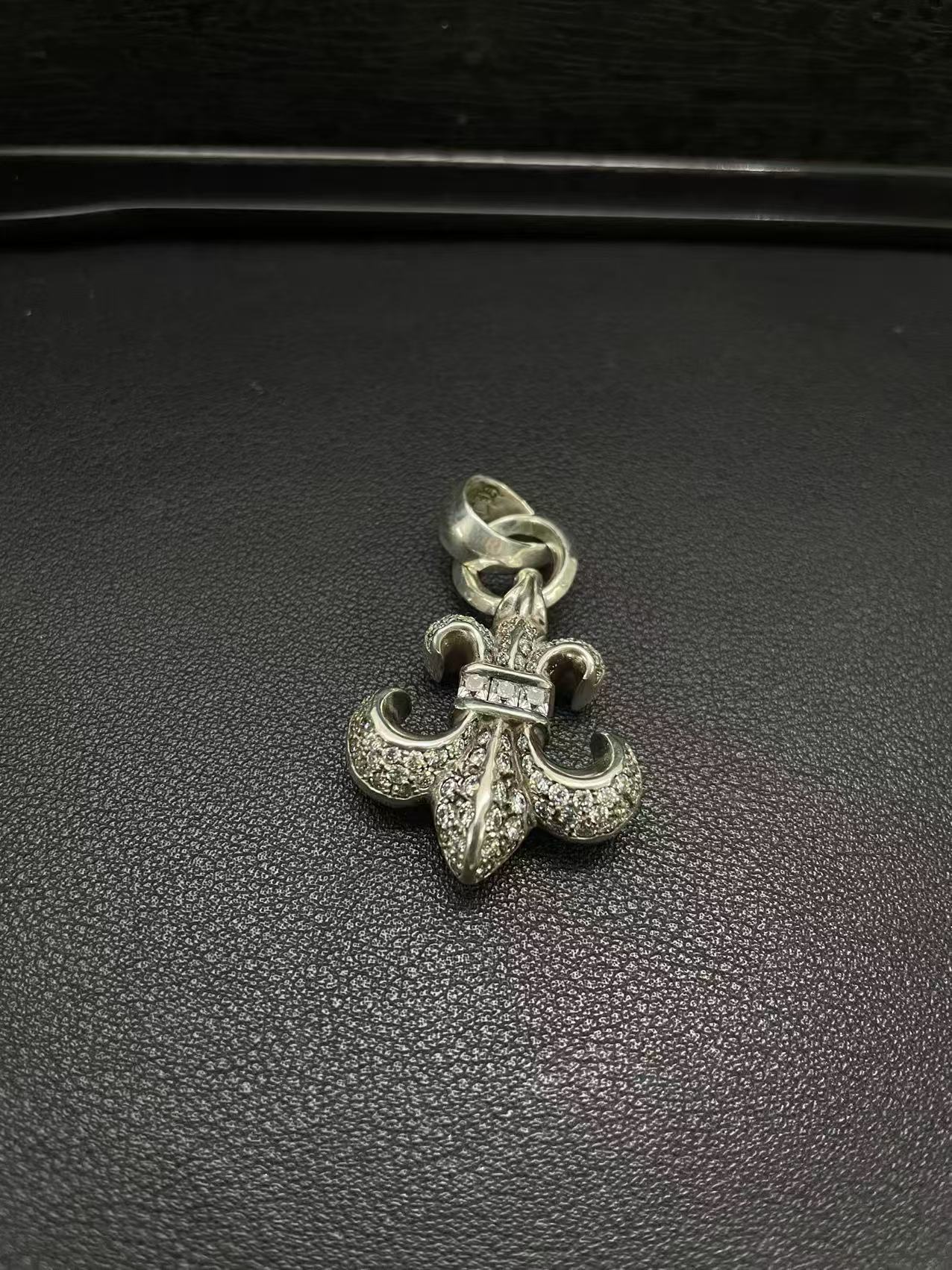 Chrome Hearts Cross Ring - Gothic 925 Sterling Silver Jewelry | David Studio