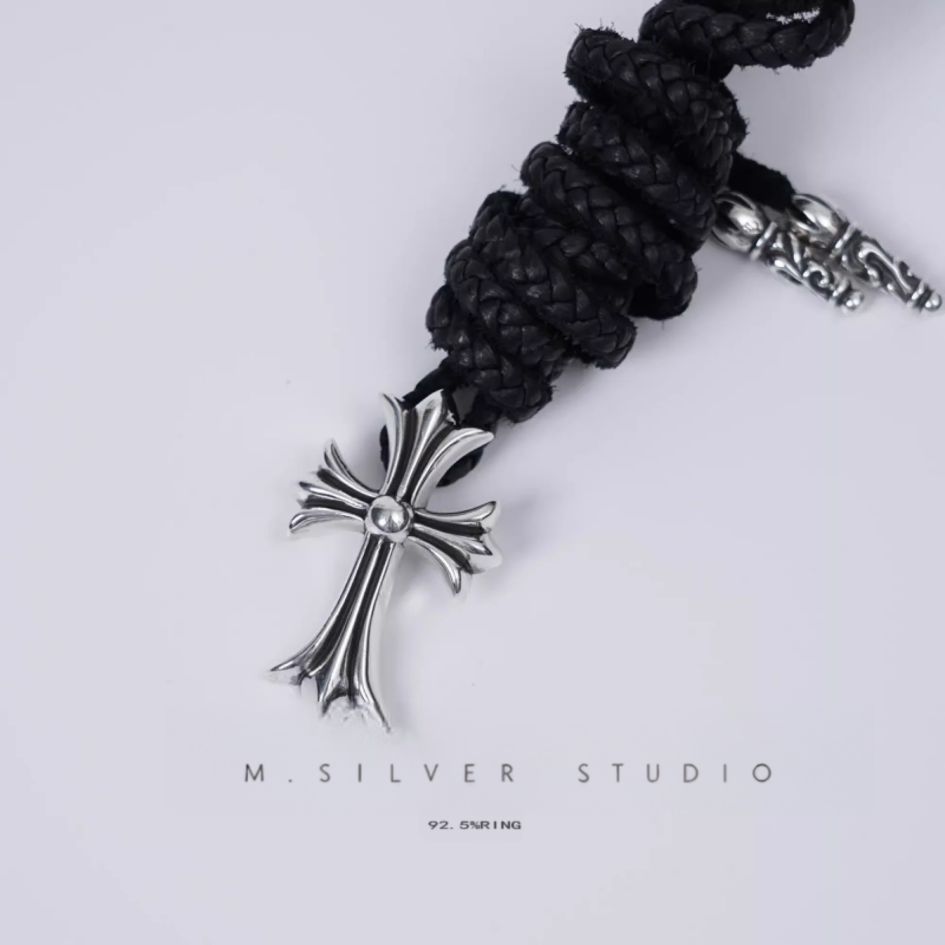 Chrome Hearts Cross Ring - Gothic 925 Sterling Silver Jewelry | David Studio