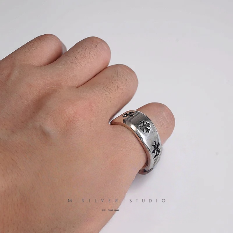 Chrome Hearts Cross Ring - Gothic 925 Sterling Silver Jewelry | David Studio